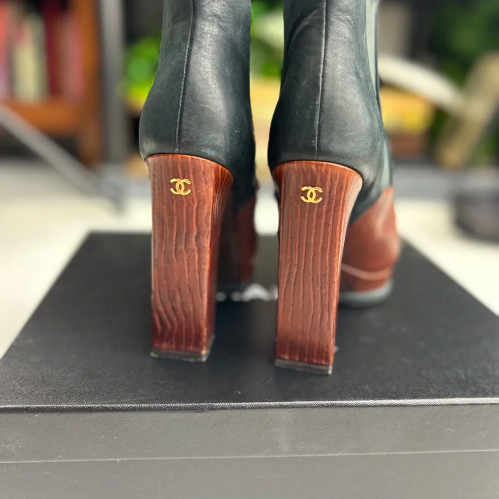 Chanel bootie - Picture 2 of 3